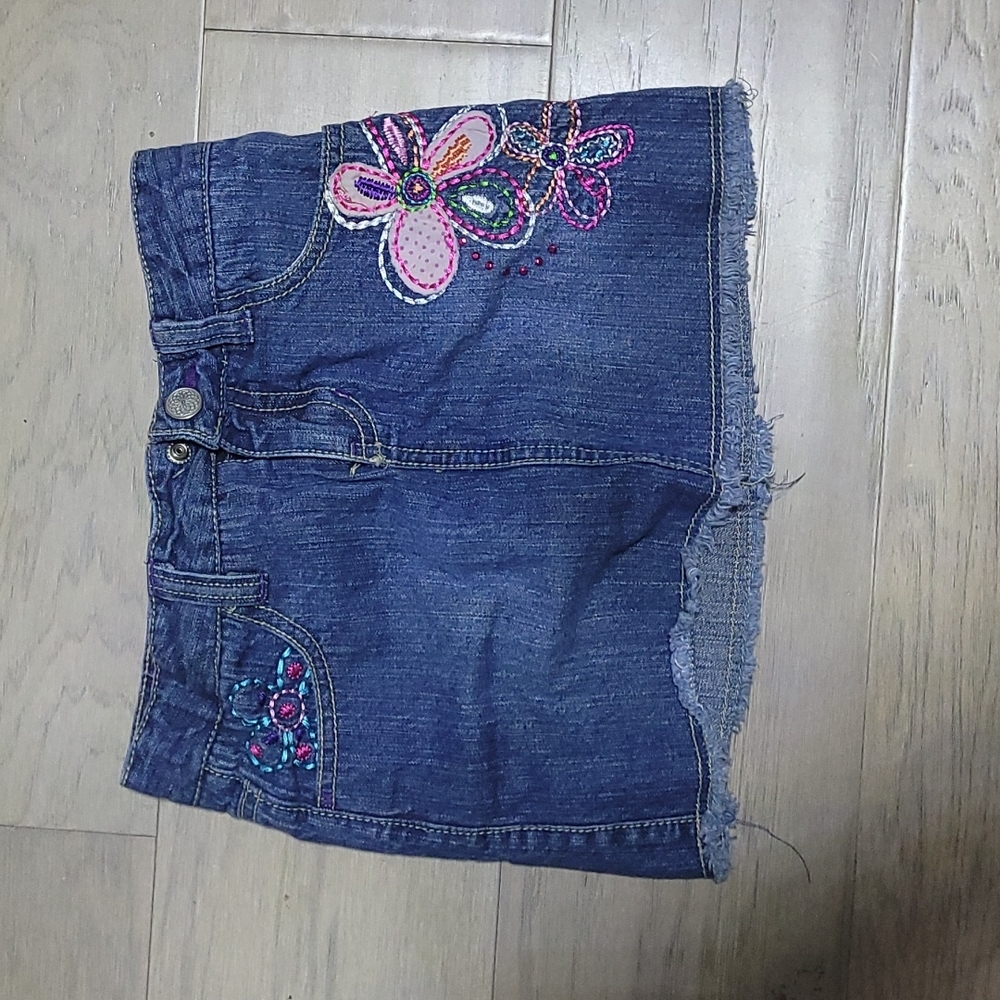 Jean skirt - Picture 1 of 3